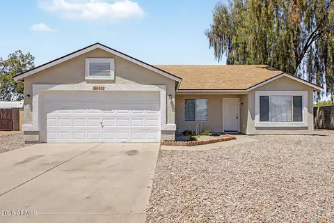 6802 W Crittenden Ln, Phoenix, AZ 85033