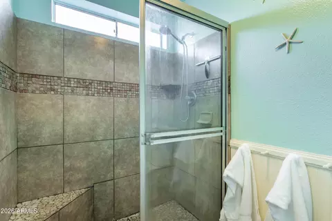 Bath - 3570 W Pershing Ave, Phoenix, AZ 85029 photo 3 of 5