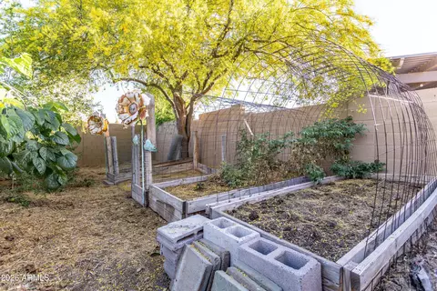 Exterior - 3570 W Pershing Ave, Phoenix, AZ 85029 photo 15 of 16