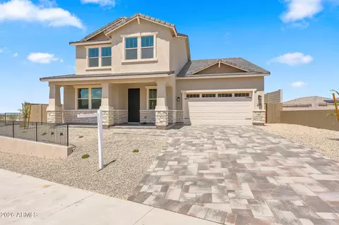 Exterior - 2122 W Desert View Dr, Phoenix, AZ 85041 photo 2 of 3