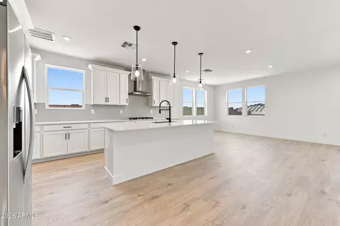 Kitchen - 2122 W Desert View Dr, Phoenix, AZ 85041 photo 1 of 4