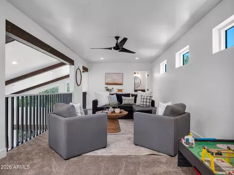 Living - 4524 Sundown Ln, Pine, AZ 85544 photo 6 of 7