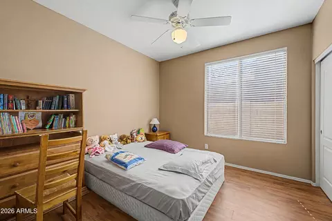 Bedroom - 4010 E Hamblin Dr, Phoenix, AZ 85050 photo 4 of 6