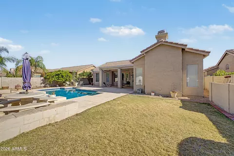 Exterior - 4010 E Hamblin Dr, Phoenix, AZ 85050 photo 5 of 7