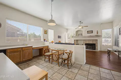 Kitchen - 4010 E Hamblin Dr, Phoenix, AZ 85050 photo 1 of 3