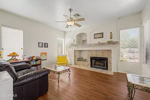 Living - 4010 E Hamblin Dr, Phoenix, AZ 85050 photo 3 of 3