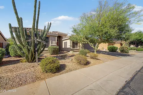 Exterior - 4010 E Hamblin Dr, Phoenix, AZ 85050 photo 2 of 7