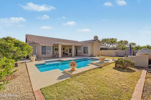 Exterior - 4010 E Hamblin Dr, Phoenix, AZ 85050 photo 4 of 7