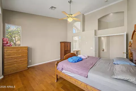 Bedroom - 4010 E Hamblin Dr, Phoenix, AZ 85050 photo 1 of 6