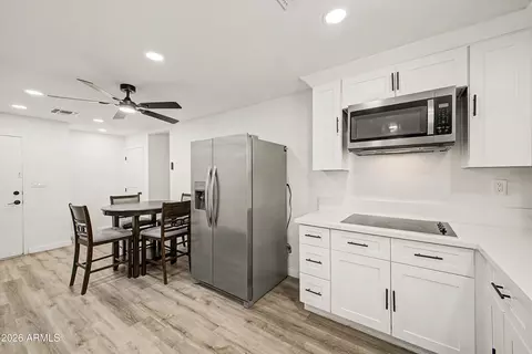 Kitchen - 3901 W Elm St, Phoenix, AZ 85019 photo 2 of 2