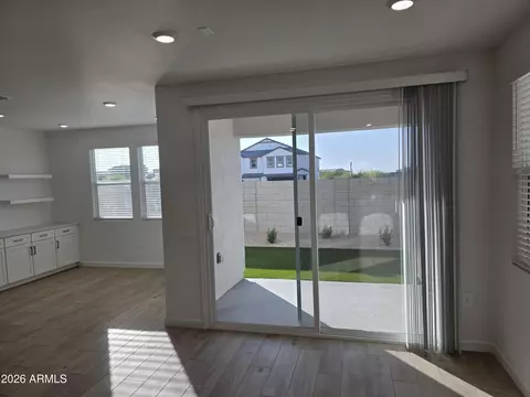 Living - 9730 S 11th Pl S, Phoenix, AZ 85042 photo 1 of 2