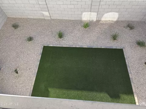 Exterior - 9730 S 11th Pl S, Phoenix, AZ 85042 photo 1 of 11