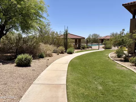 8880 E Paraiso Dr #122, Scottsdale, AZ 85255