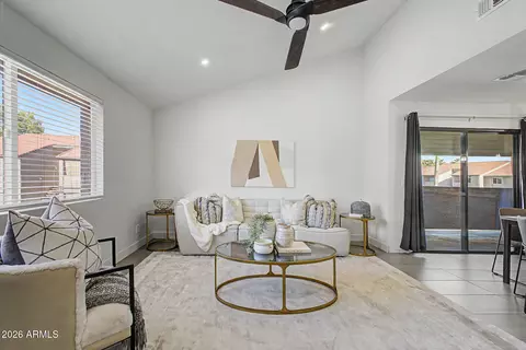 623 W Guadalupe Rd #276, Mesa, AZ 85210
