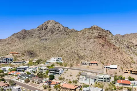 View/Area - 2236 E Cactus Wren Dr, Phoenix, AZ 85020 photo 2 of 2