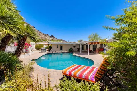 Exterior - 2236 E Cactus Wren Dr, Phoenix, AZ 85020 photo 2 of 2