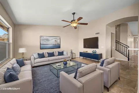Living - 4031 E Cathedral Rock Dr, Phoenix, AZ 85044 photo 3 of 4
