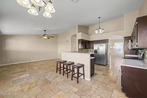 Kitchen - 4031 E Cathedral Rock Dr, Phoenix, AZ 85044 photo 1 of 4