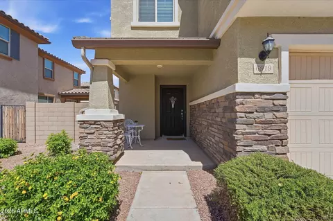 Exterior - 6919 E Peralta Cir, Mesa, AZ 85212 photo 3 of 9