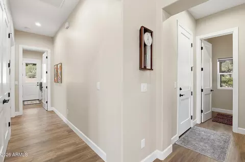 Entry Way - 1705 E Cliff Rose Dr, Payson, AZ 85541 photo 4 of 5