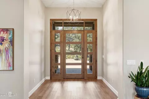 Entry Way - 1705 E Cliff Rose Dr, Payson, AZ 85541 photo 2 of 5