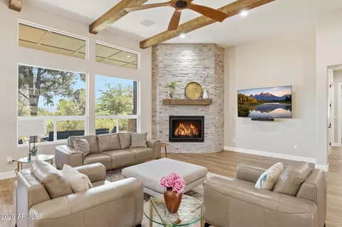 Living - 1705 E Cliff Rose Dr, Payson, AZ 85541 photo 4 of 4