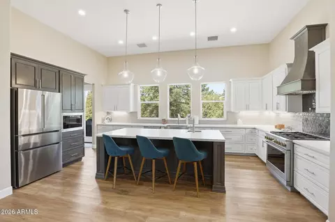Kitchen - 1705 E Cliff Rose Dr, Payson, AZ 85541 photo 2 of 6