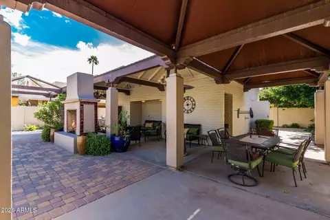 Exterior - 2631 E Beekman Pl, Phoenix, AZ 85016 photo 15 of 16
