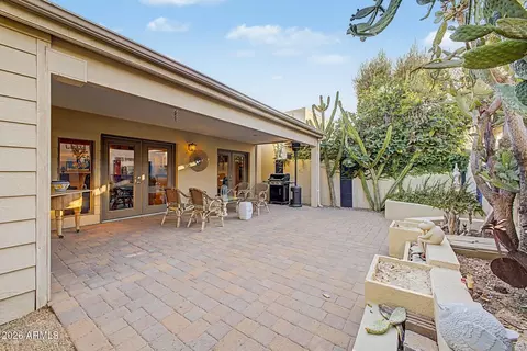 Exterior - 2631 E Beekman Pl, Phoenix, AZ 85016 photo 8 of 16