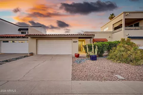 2631 E Beekman Pl, Phoenix, AZ 85016