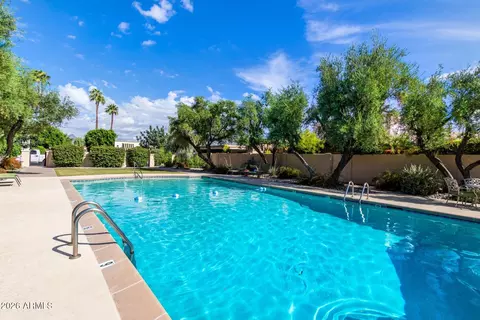 Exterior - 2631 E Beekman Pl, Phoenix, AZ 85016 photo 12 of 16