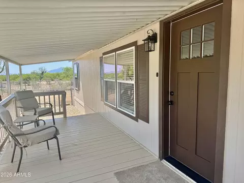 5750 E Wade Ln, Hereford, AZ 85615 photo 3