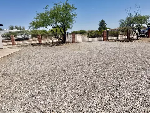 5750 E Wade Ln, Hereford, AZ 85615 photo 6