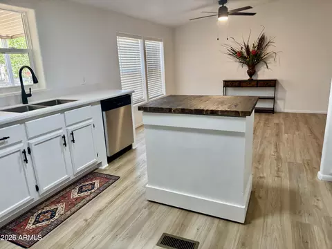 5750 E Wade Ln, Hereford, AZ 85615 photo 14
