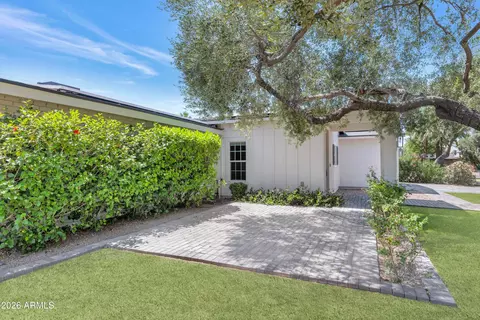 Exterior - 5109 N 33rd St, Phoenix, AZ 85018 photo 4 of 5