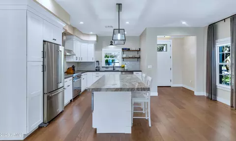 Kitchen - 5109 N 33rd St, Phoenix, AZ 85018 photo 4 of 5
