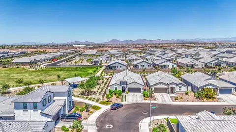 View/Area - 2968 W Shanley Ave, Apache Junction, AZ 85120 photo 5 of 33