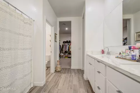 Bath - 2968 W Shanley Ave, Apache Junction, AZ 85120 photo 3 of 10