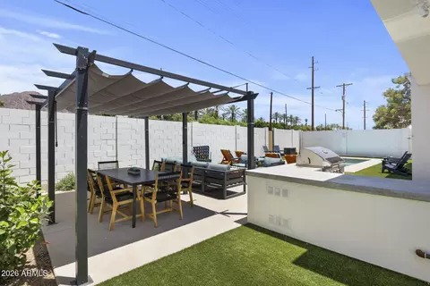 Exterior - 4546 E Campbell Ave, Phoenix, AZ 85018 photo 3 of 10