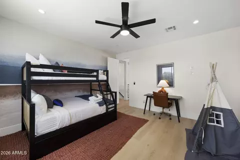 Bedroom - 4546 E Campbell Ave, Phoenix, AZ 85018 photo 8 of 8