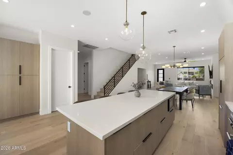 Entry Way - 4546 E Campbell Ave, Phoenix, AZ 85018 photo 4 of 5