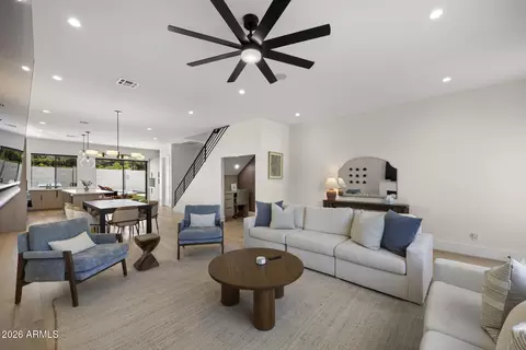 Living - 4546 E Campbell Ave, Phoenix, AZ 85018 photo 3 of 3