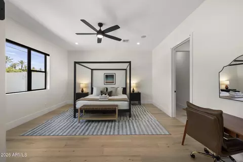 Bedroom - 4546 E Campbell Ave, Phoenix, AZ 85018 photo 1 of 8