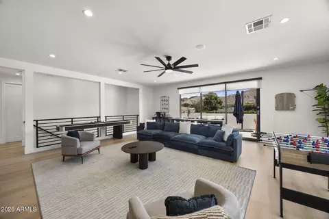 Entry Way - 4546 E Campbell Ave, Phoenix, AZ 85018 photo 5 of 5