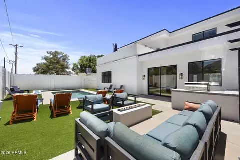 Exterior - 4546 E Campbell Ave, Phoenix, AZ 85018 photo 5 of 10