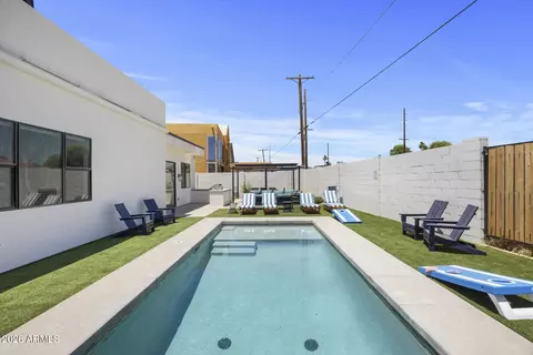 Exterior - 4546 E Campbell Ave, Phoenix, AZ 85018 photo 9 of 10