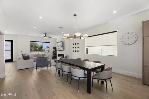 Dining - 4546 E Campbell Ave, Phoenix, AZ 85018 photo 5 of 5