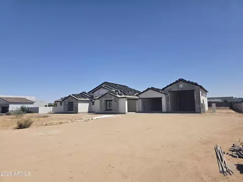 1652 E Powell Way, Gilbert, AZ 85298