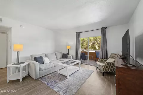 2625 E Indian School Rd #217, Phoenix, AZ 85016