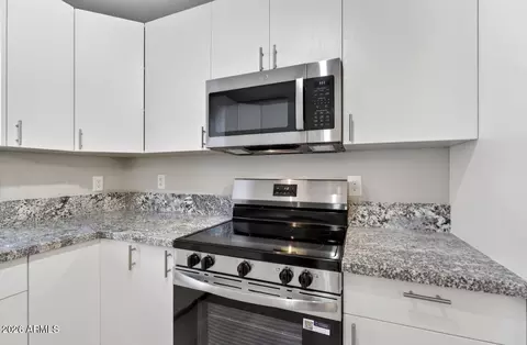 Kitchen - 8901 W Vale Dr, Phoenix, AZ 85037 photo 4 of 4